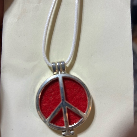 Silver Peace Pendant Necklace with essential oil diffuser- Handcrafted - Picture 3 of 7
